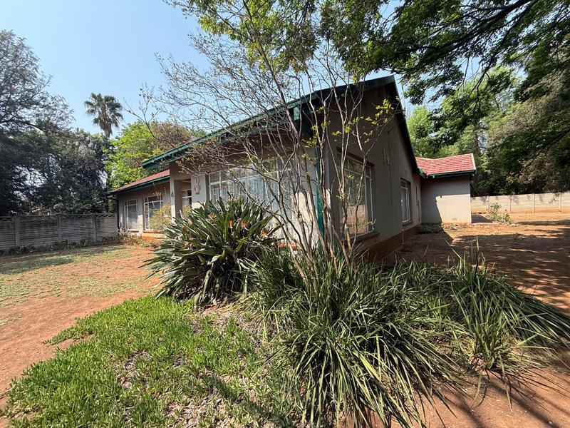To Let 3 Bedroom Property for Rent in Flora Gardens Gauteng