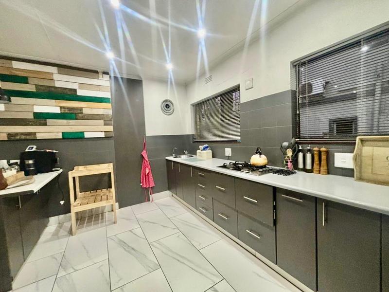 To Let 4 Bedroom Property for Rent in Vanderbijlpark SE 3 Gauteng