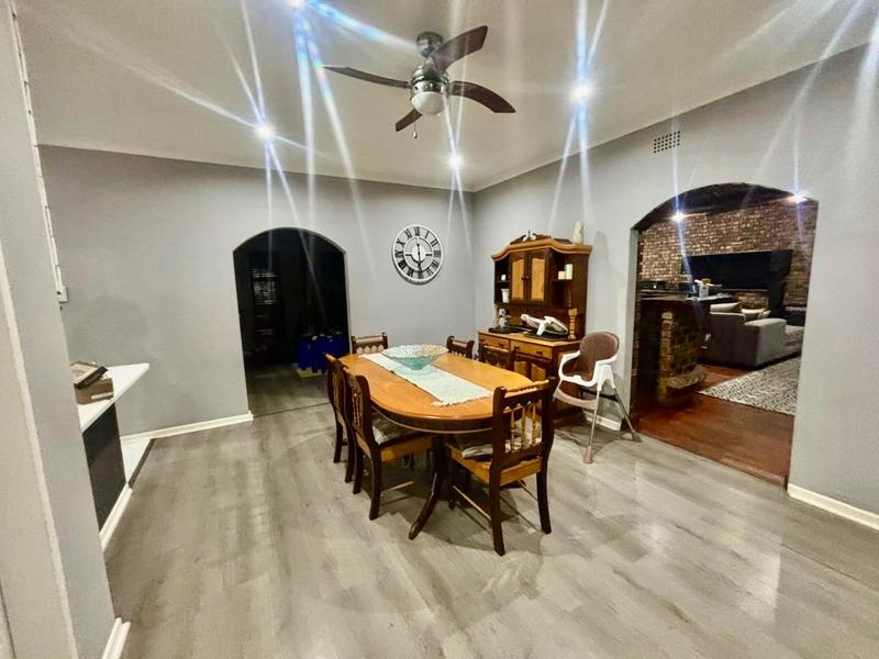 To Let 4 Bedroom Property for Rent in Vanderbijlpark SE 3 Gauteng