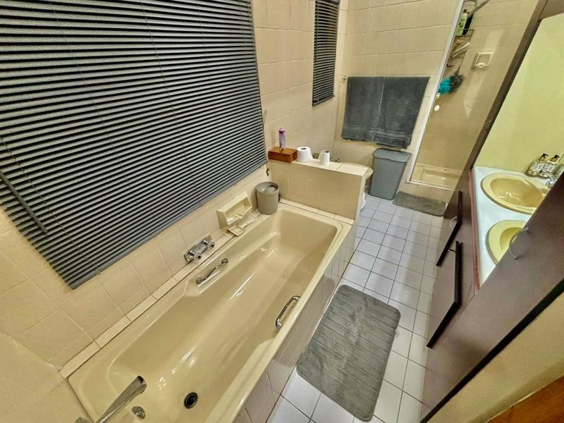 To Let 4 Bedroom Property for Rent in Vanderbijlpark SE 3 Gauteng
