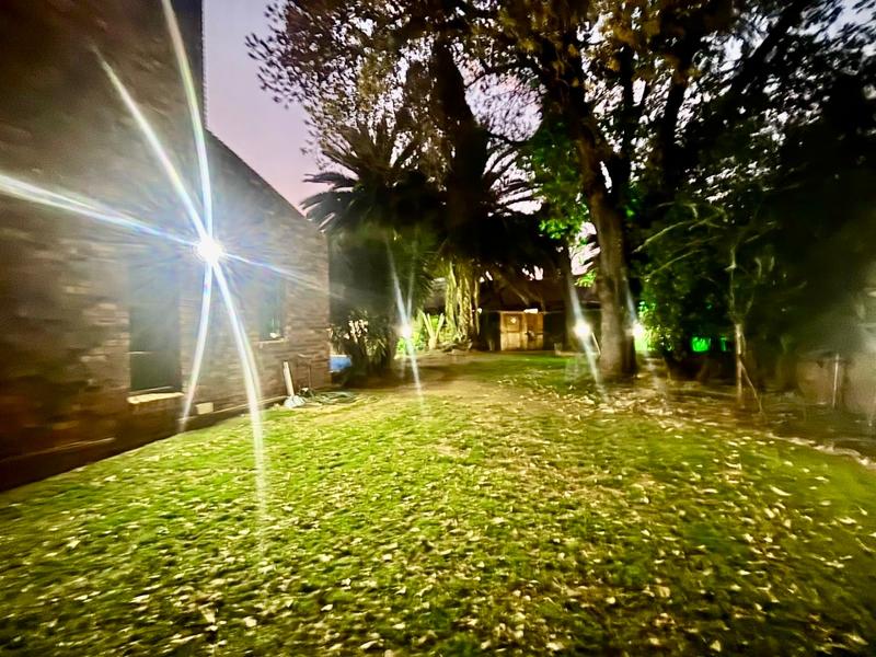 To Let 4 Bedroom Property for Rent in Vanderbijlpark SE 3 Gauteng