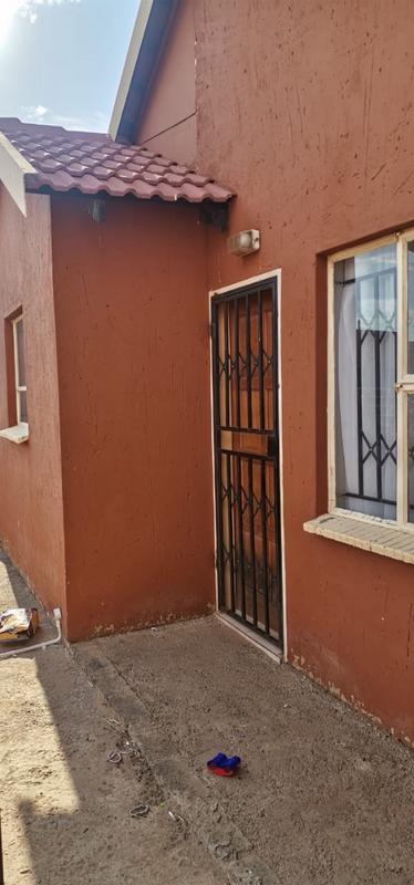 2 Bedroom Property for Sale in Beverley Hills Gauteng