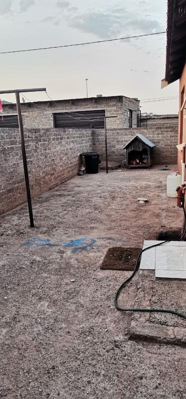 2 Bedroom Property for Sale in Beverley Hills Gauteng