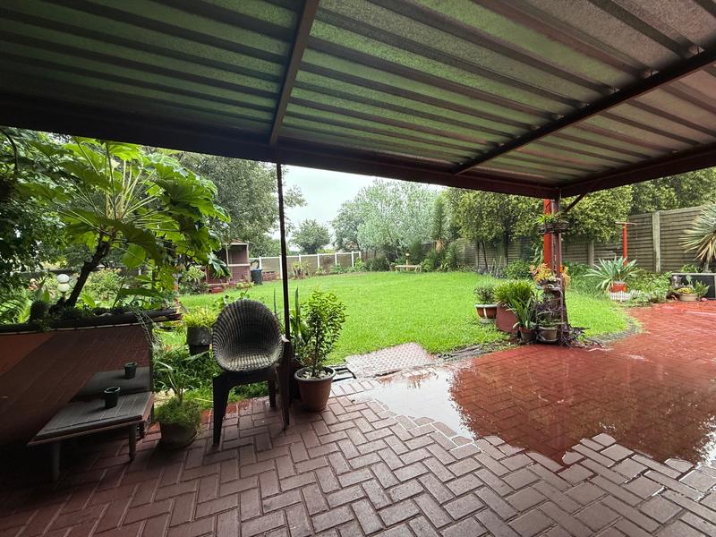 3 Bedroom Property for Sale in Bonanne Gauteng