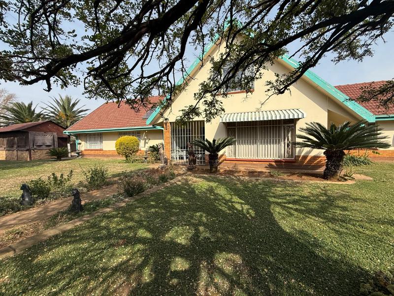 4 Bedroom Property for Sale in Duncanville Gauteng