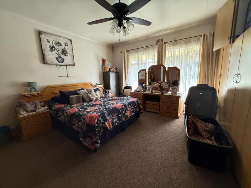 4 Bedroom Property for Sale in Duncanville Gauteng