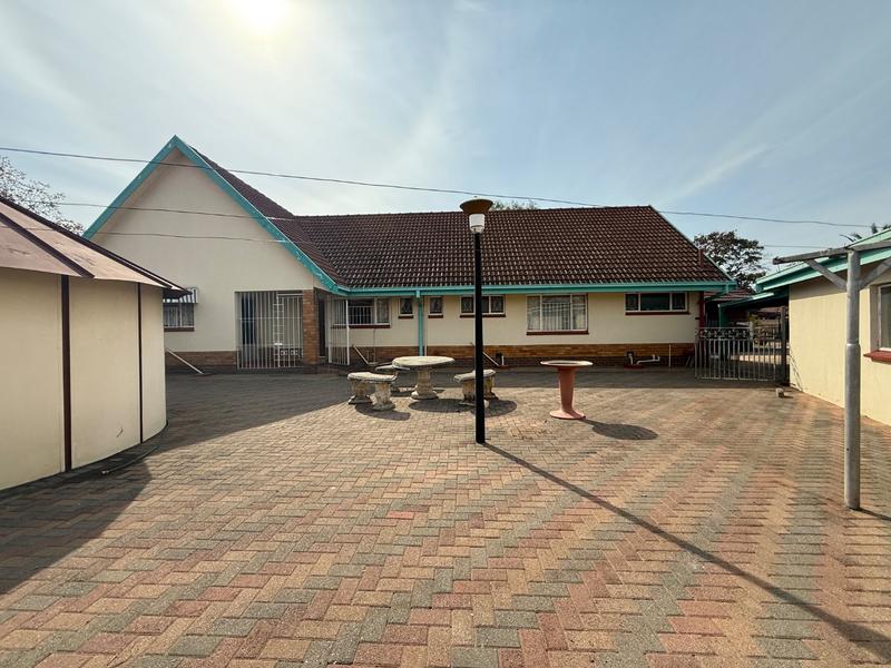 4 Bedroom Property for Sale in Duncanville Gauteng