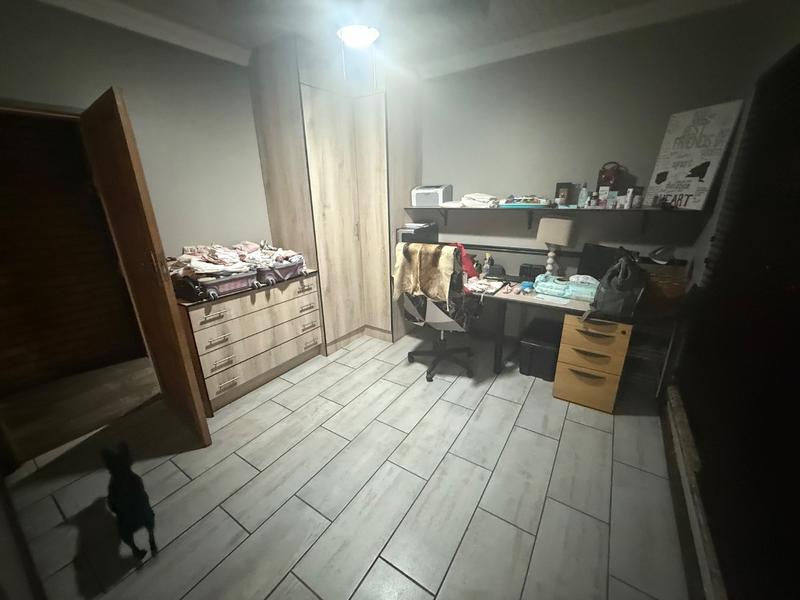 3 Bedroom Property for Sale in Flora Gardens Gauteng