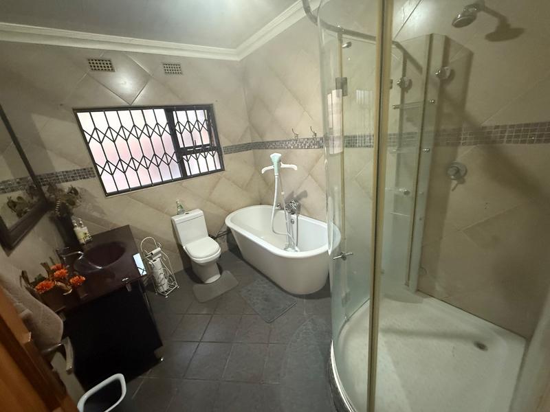 3 Bedroom Property for Sale in Flora Gardens Gauteng