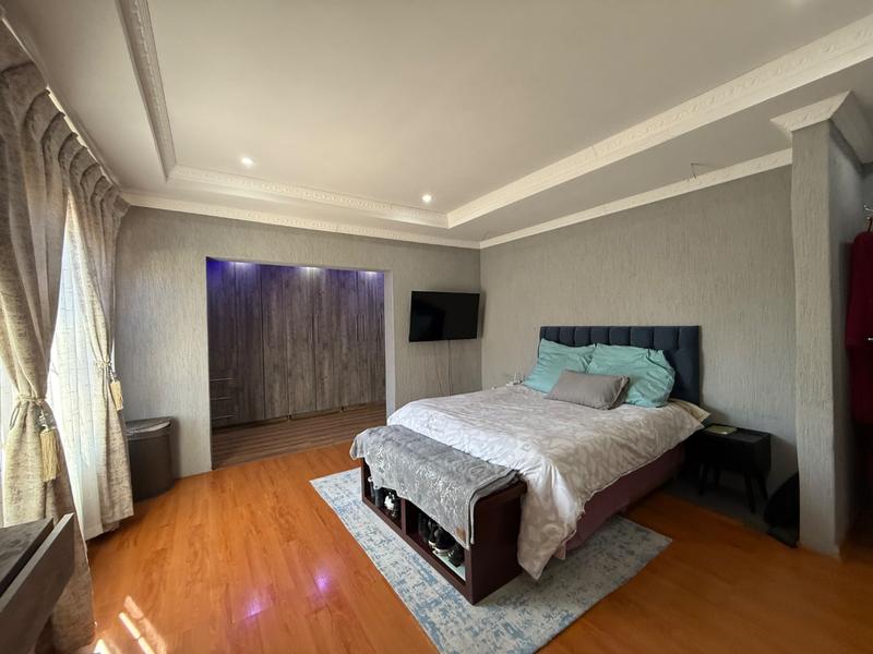4 Bedroom Property for Sale in Flora Gardens Gauteng