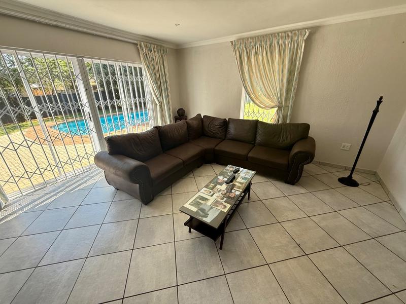 4 Bedroom Property for Sale in Flora Gardens Gauteng