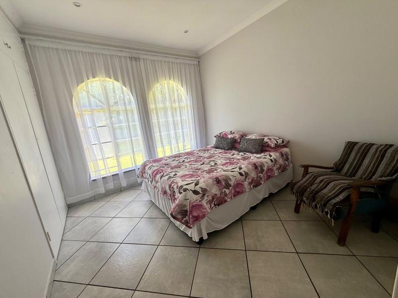 4 Bedroom Property for Sale in Flora Gardens Gauteng