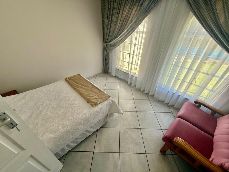 4 Bedroom Property for Sale in Flora Gardens Gauteng