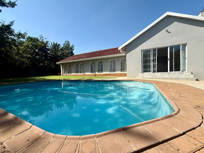 4 Bedroom Property for Sale in Flora Gardens Gauteng