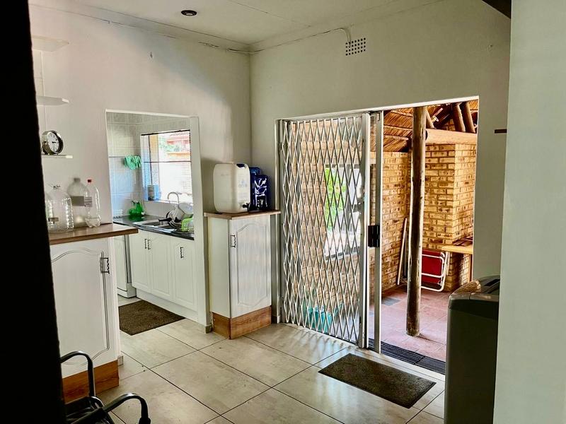 3 Bedroom Property for Sale in Flora Gardens Gauteng