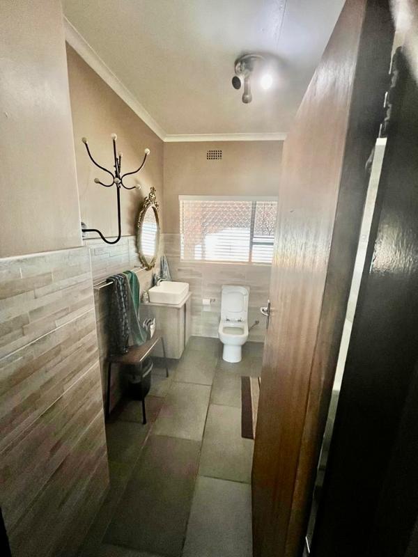3 Bedroom Property for Sale in Flora Gardens Gauteng