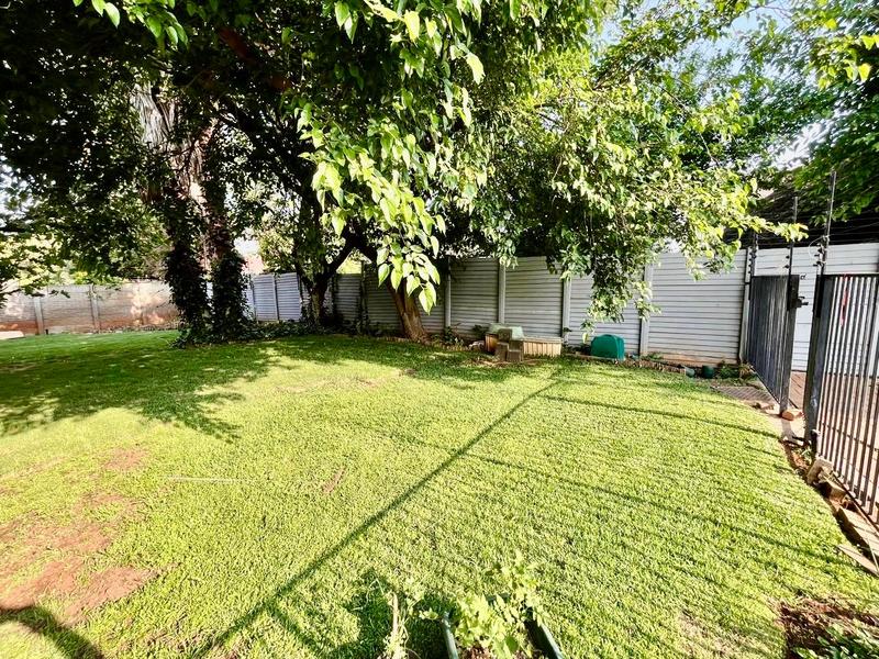 3 Bedroom Property for Sale in Flora Gardens Gauteng