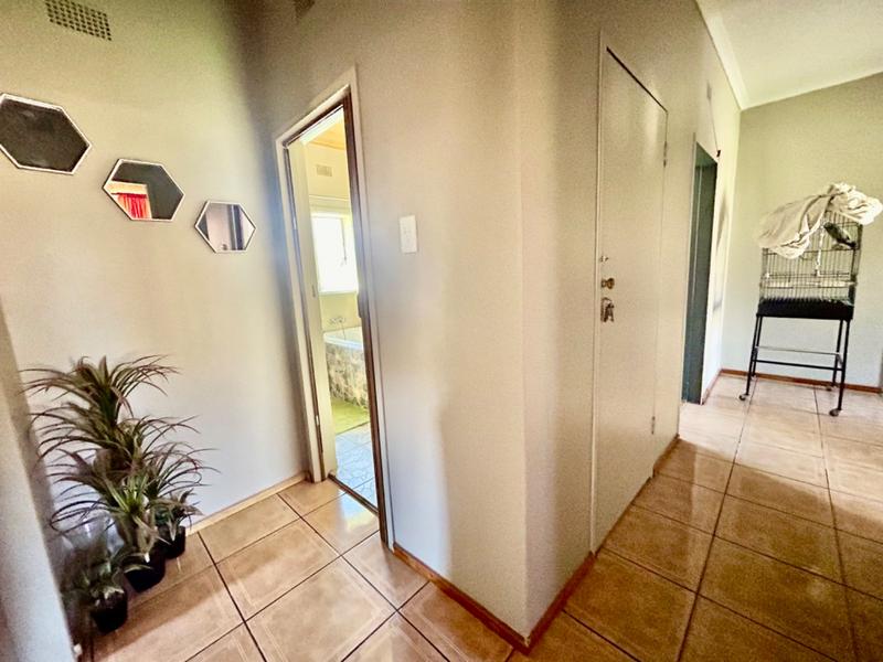 3 Bedroom Property for Sale in Vanderbijlpark CE 1 Gauteng