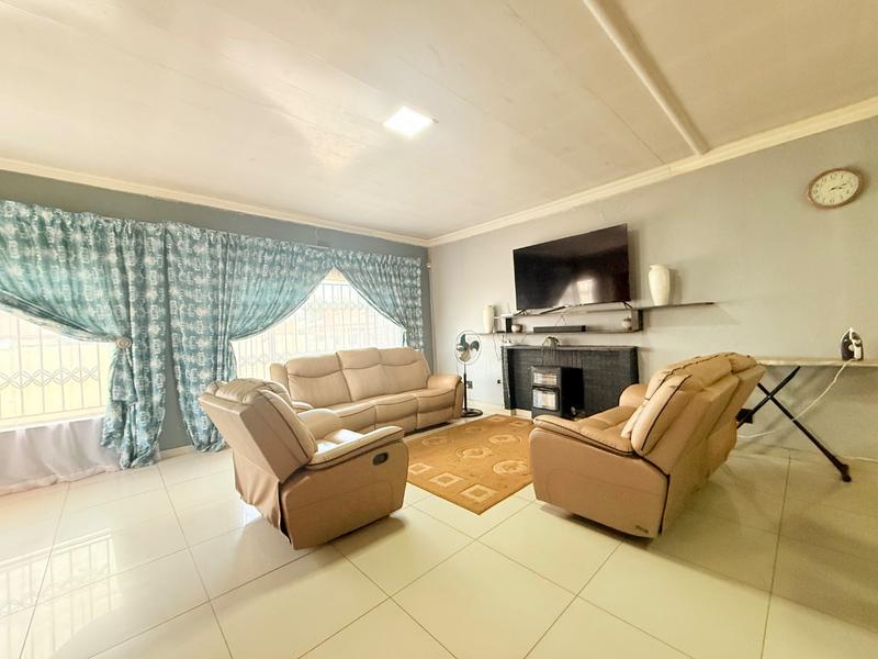 3 Bedroom Property for Sale in Vanderbijlpark CE 1 Gauteng