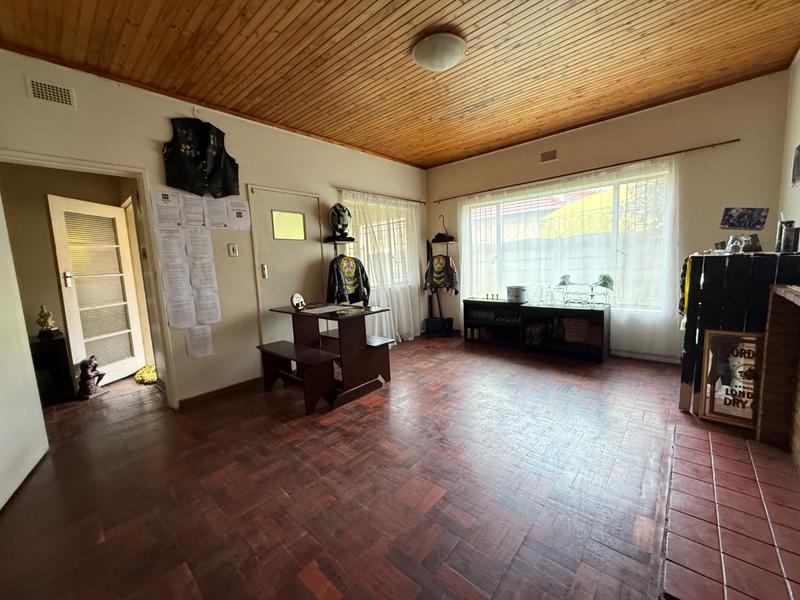 4 Bedroom Property for Sale in Vanderbijlpark CE 1 Gauteng