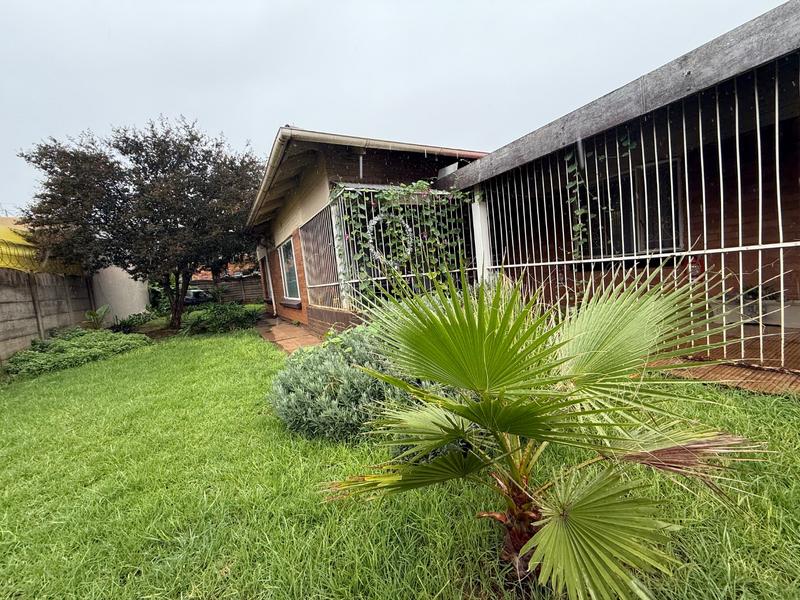 4 Bedroom Property for Sale in Vanderbijlpark CE 1 Gauteng