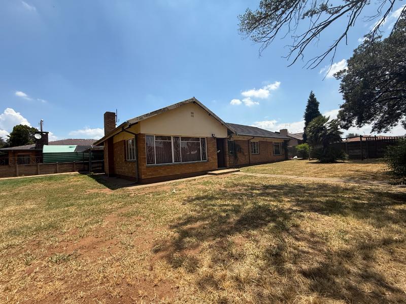4 Bedroom Property for Sale in Vanderbijlpark CE 2 Gauteng