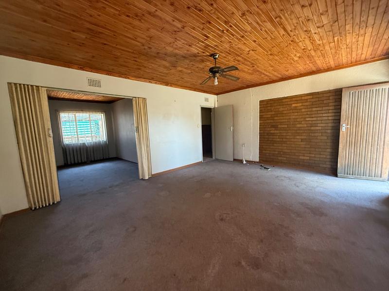 4 Bedroom Property for Sale in Vanderbijlpark CE 2 Gauteng