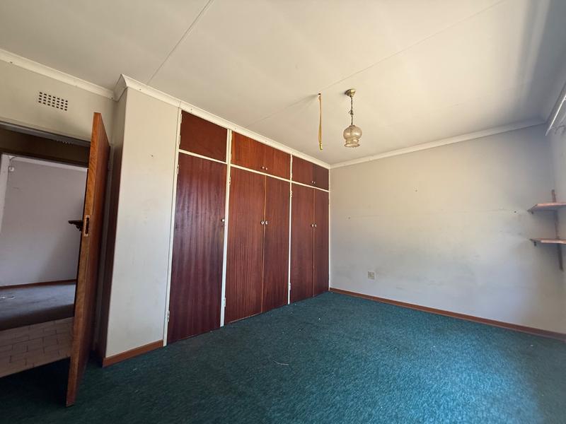4 Bedroom Property for Sale in Vanderbijlpark CE 2 Gauteng
