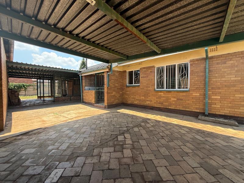 4 Bedroom Property for Sale in Vanderbijlpark CE 2 Gauteng