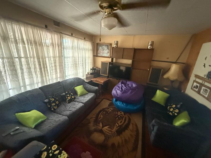 4 Bedroom Property for Sale in Vanderbijlpark CE 2 Gauteng