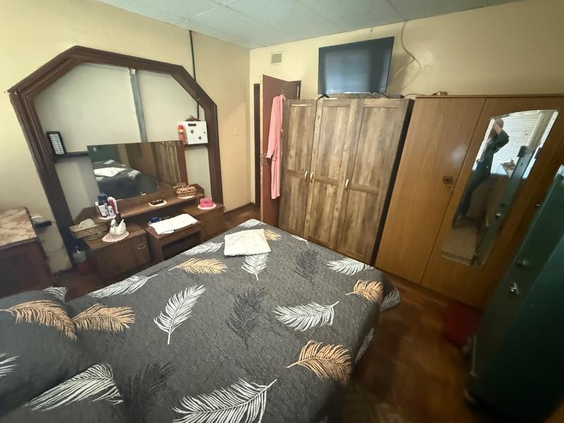 4 Bedroom Property for Sale in Vanderbijlpark CE 2 Gauteng