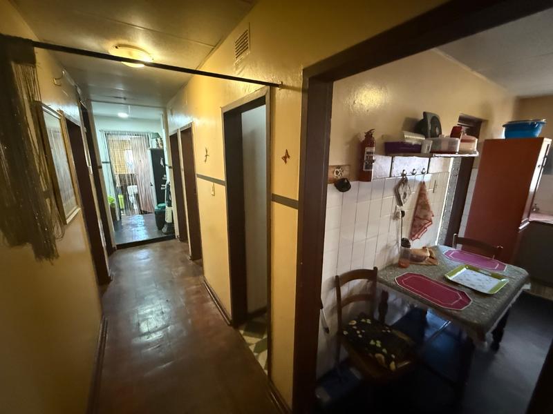 4 Bedroom Property for Sale in Vanderbijlpark CE 2 Gauteng