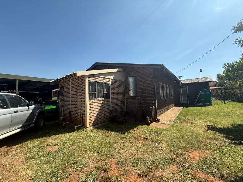 4 Bedroom Property for Sale in Vanderbijlpark CE 2 Gauteng