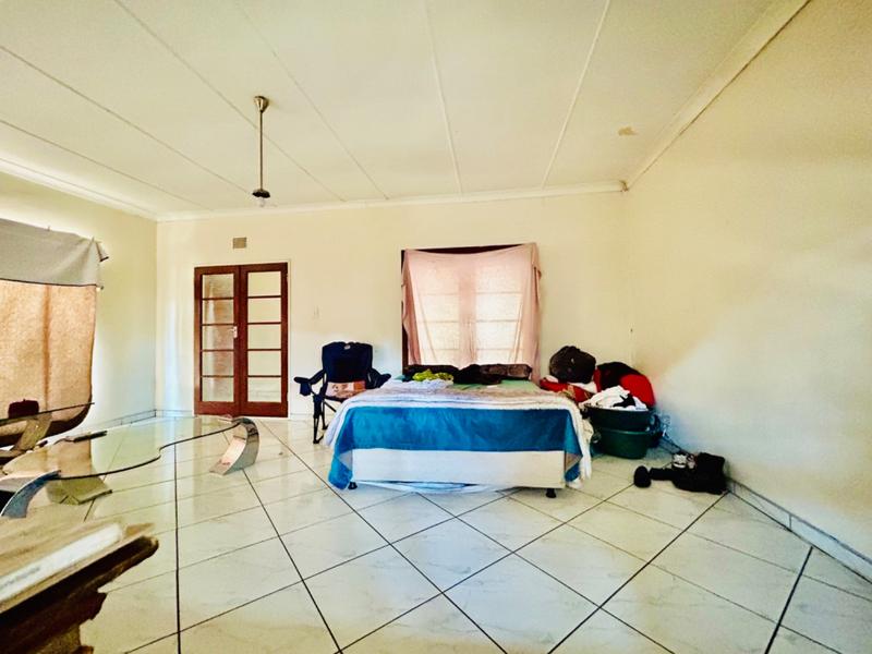 4 Bedroom Property for Sale in Vanderbijlpark CE 2 Gauteng