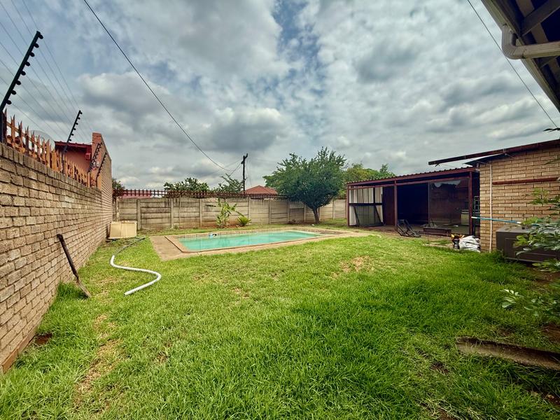3 Bedroom Property for Sale in Vanderbijlpark CE 2 Gauteng