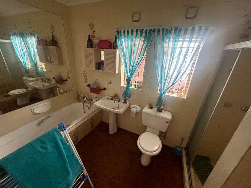 3 Bedroom Property for Sale in Vanderbijlpark CE 2 Gauteng