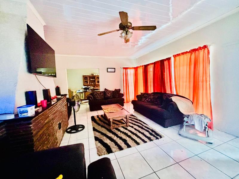 3 Bedroom Property for Sale in Vanderbijlpark CE 2 Gauteng