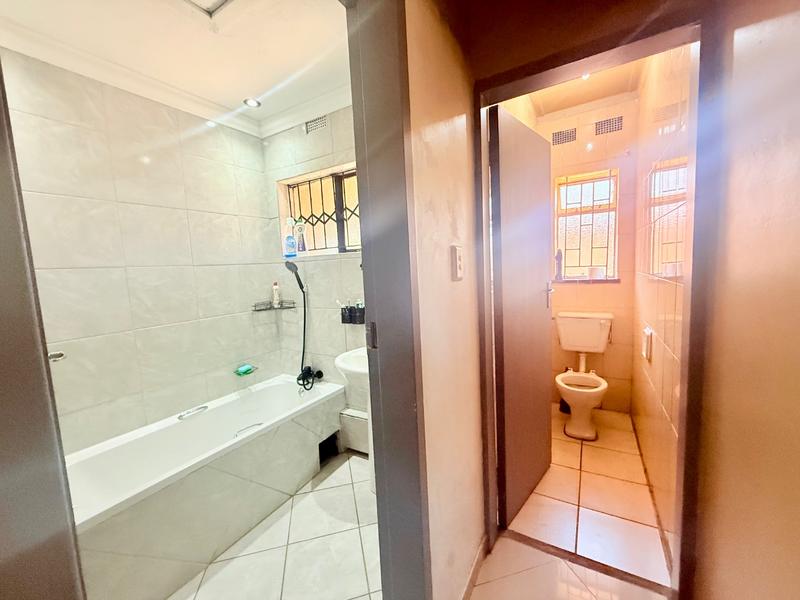 3 Bedroom Property for Sale in Vanderbijlpark CE 2 Gauteng