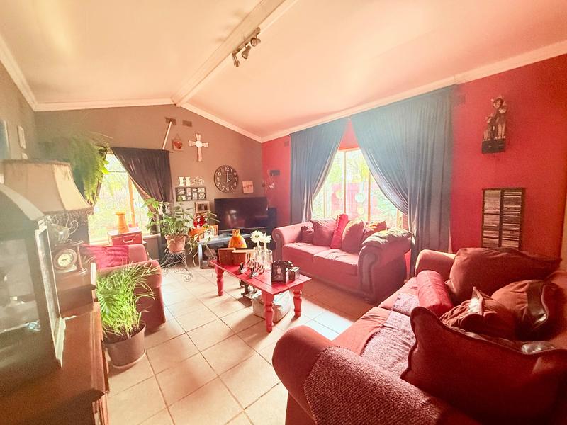 3 Bedroom Property for Sale in Vanderbijlpark CE 2 Gauteng