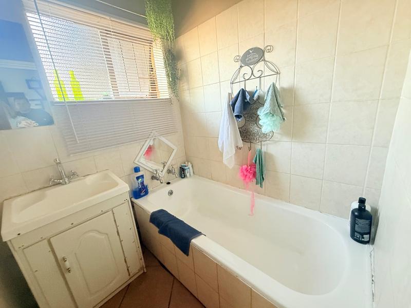 3 Bedroom Property for Sale in Vanderbijlpark CE 2 Gauteng