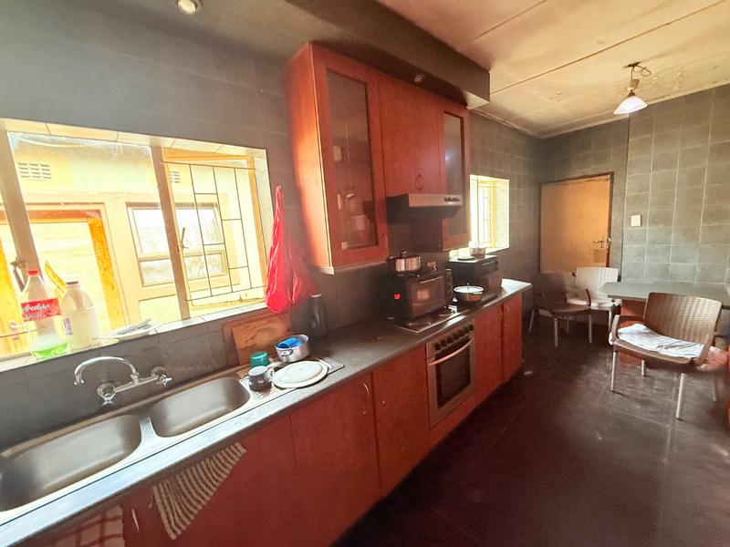 8 Bedroom Property for Sale in Vanderbijlpark CE 2 Gauteng