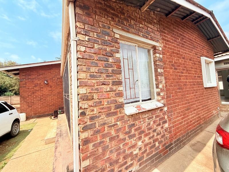 8 Bedroom Property for Sale in Vanderbijlpark CE 2 Gauteng