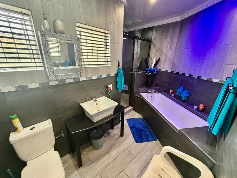 3 Bedroom Property for Sale in Vanderbijlpark CE Gauteng