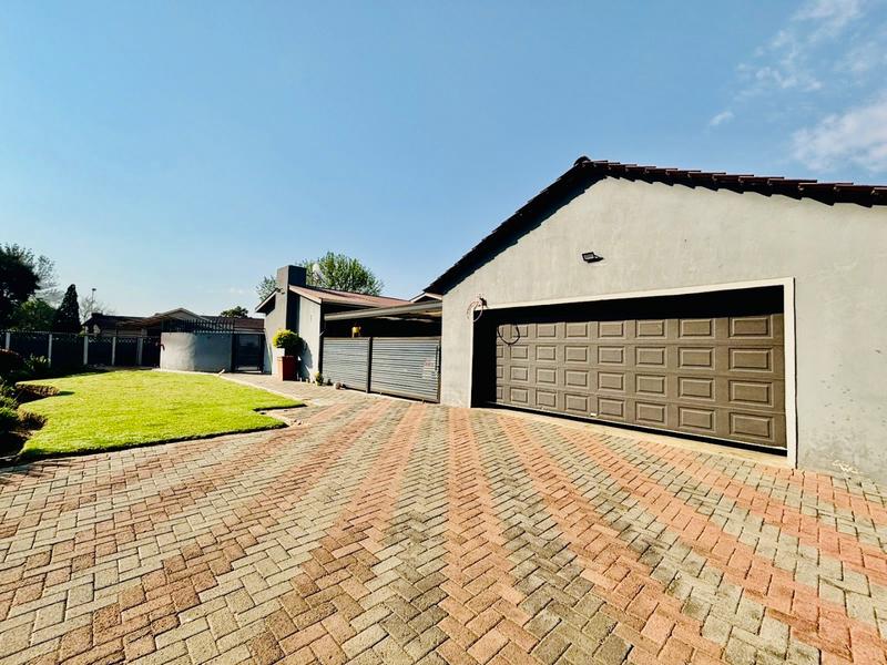 3 Bedroom Property for Sale in Vanderbijlpark CE Gauteng