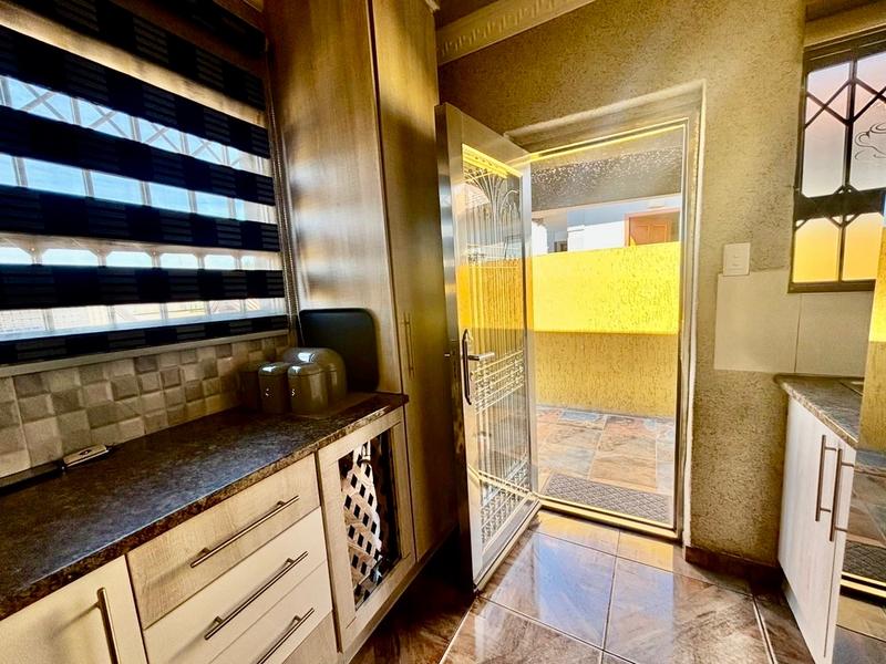 4 Bedroom Property for Sale in Vanderbijlpark CE Gauteng