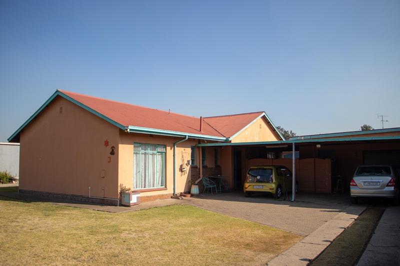 3 Bedroom Property for Sale in Vanderbijlpark CE 4 Gauteng