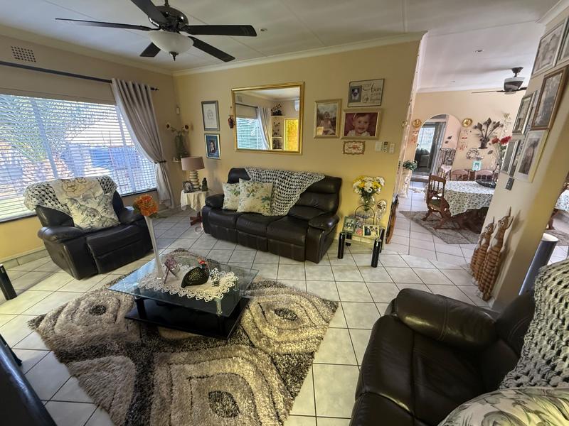 3 Bedroom Property for Sale in Vanderbijlpark CE 4 Gauteng