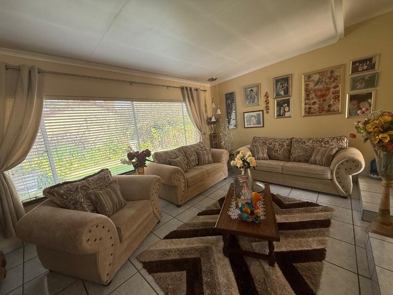 3 Bedroom Property for Sale in Vanderbijlpark CE 4 Gauteng