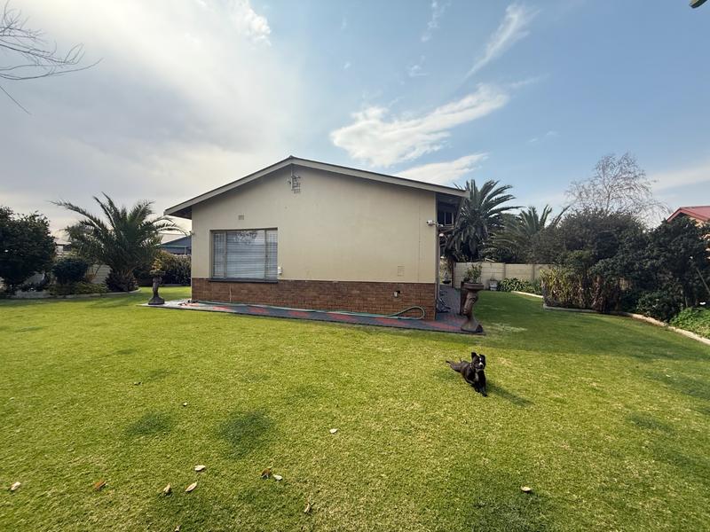 3 Bedroom Property for Sale in Vanderbijlpark CE 4 Gauteng