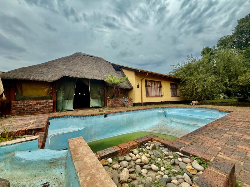 4 Bedroom Property for Sale in Vanderbijlpark CE 4 Gauteng